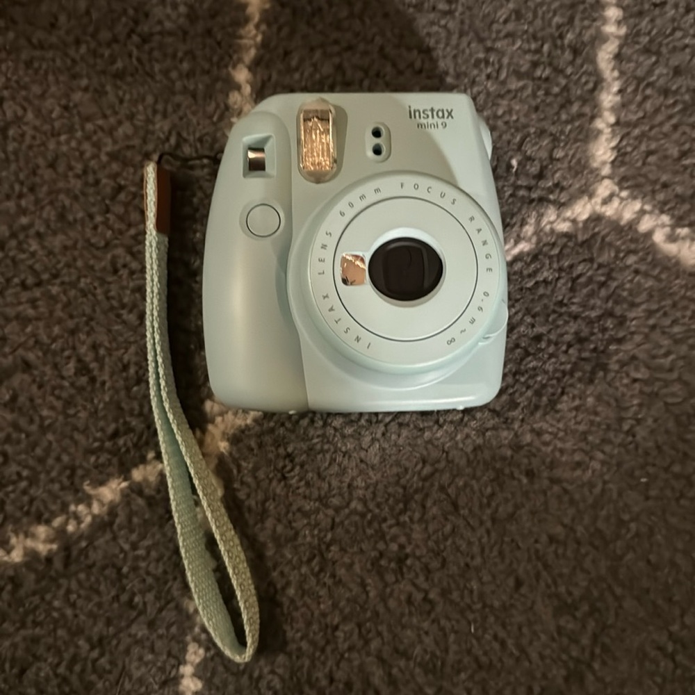 Instax mint mini 9 Polaroid